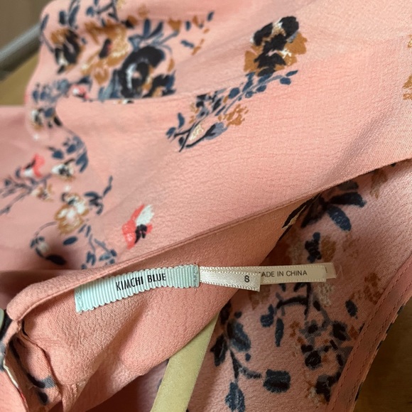 Floral Top - Picture 3 of 3